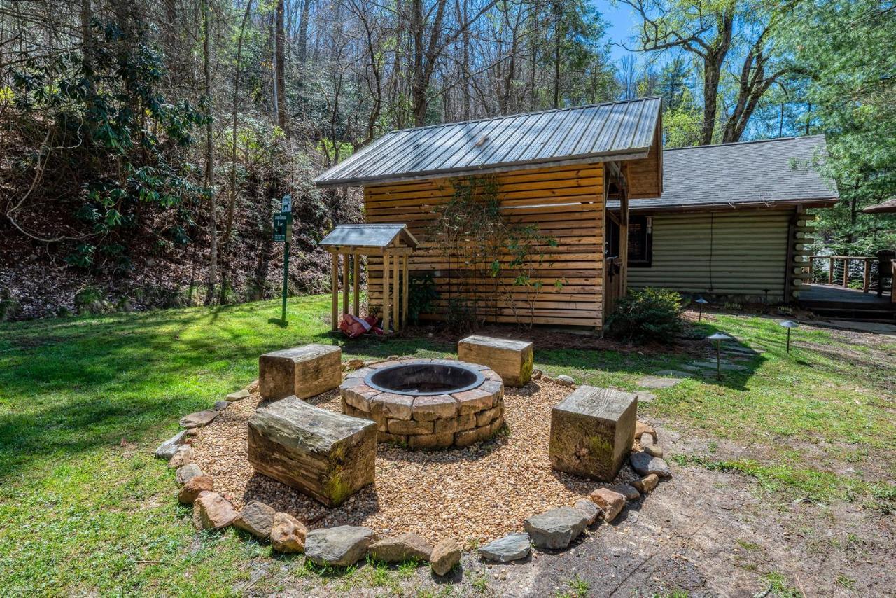 Staynantahala - Smoky Mountain Cabins And Luxury Yurts Aquone Экстерьер фото