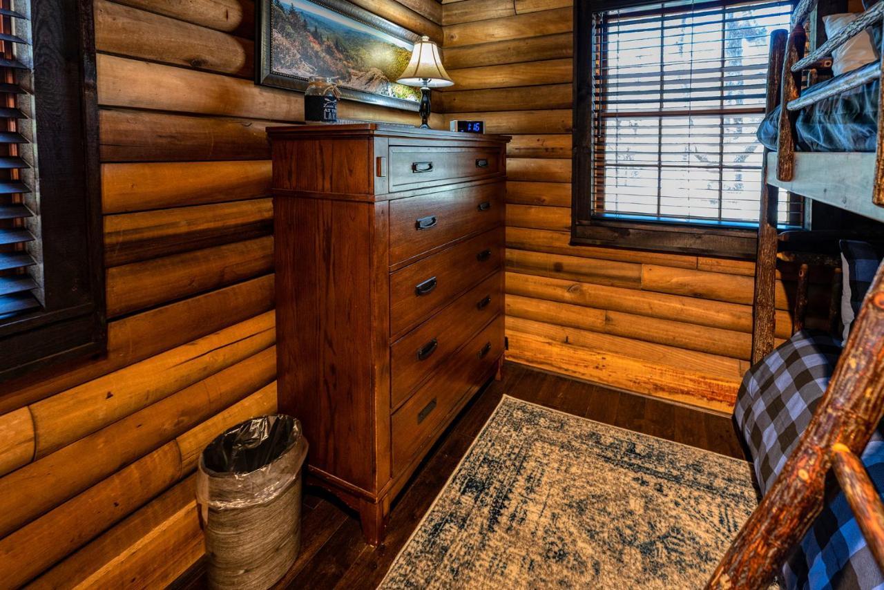 Staynantahala - Smoky Mountain Cabins And Luxury Yurts Aquone Экстерьер фото