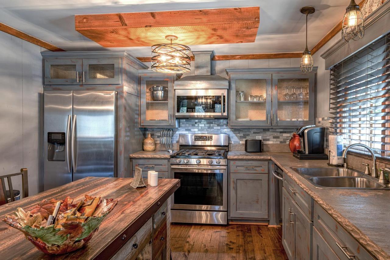 Staynantahala - Smoky Mountain Cabins And Luxury Yurts Aquone Экстерьер фото