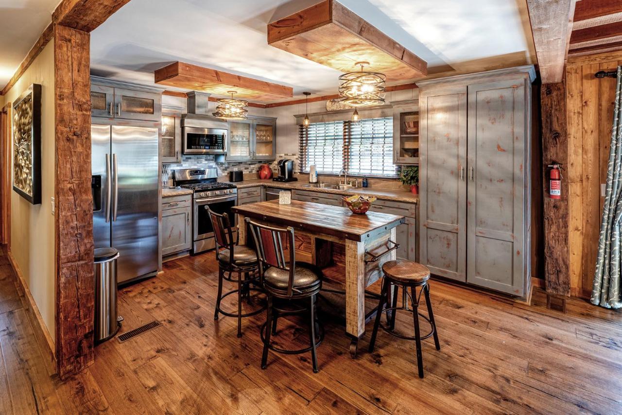 Staynantahala - Smoky Mountain Cabins And Luxury Yurts Aquone Экстерьер фото