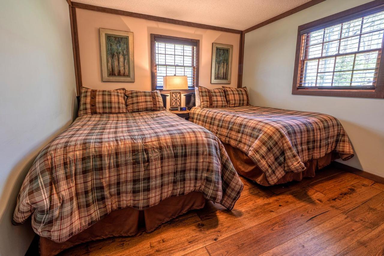Staynantahala - Smoky Mountain Cabins And Luxury Yurts Aquone Экстерьер фото